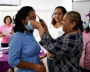 DIF Coatzacoalcos comenzó la entrega de lentes a beneficiarios de la “Segunda jornada de salud visual”