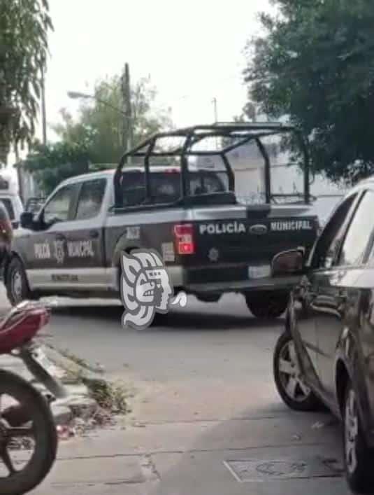 Violento robo de vehículo en Minatitlán; balean a víctima