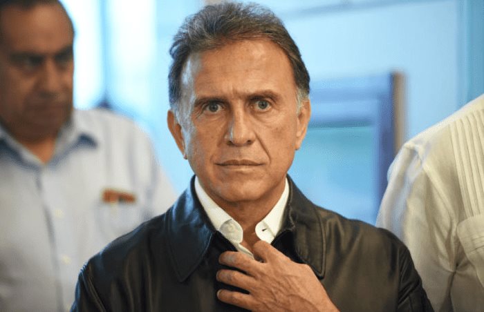 Miguel Ángel Yunes, Papichulo, Sugar Daddy 