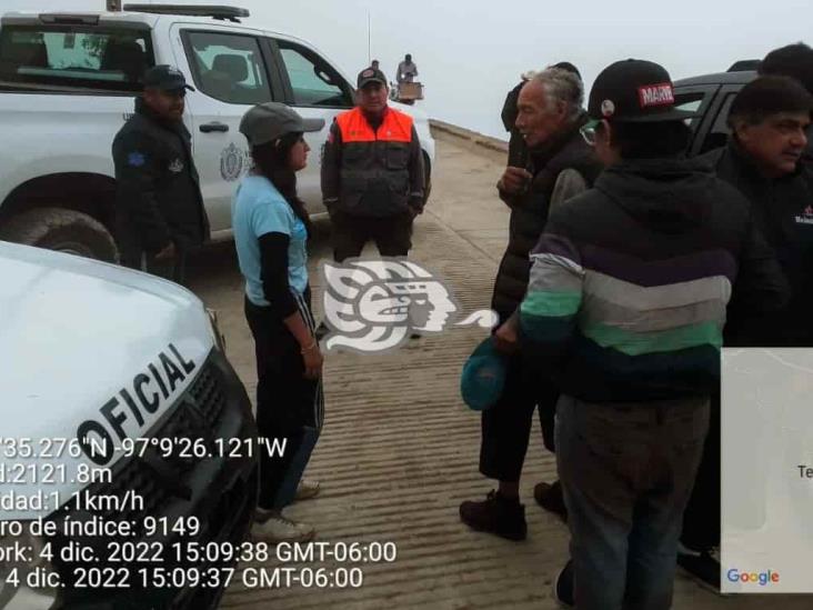Rescatan sana y salva a familia extraviada en Cerro Tepoztecatl de Mariano Escobedo