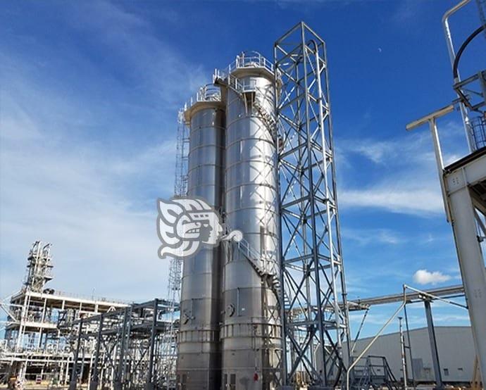 Lleva un avance del 30 por ciento la construcción de terminal química Puerto México