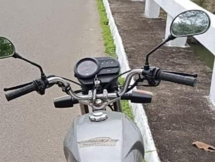 Se roban moto en estacionamiento de Minatitlán