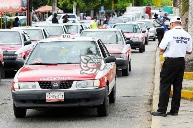 Taxistas podrían ser sancionados por aumento en sus tarifas