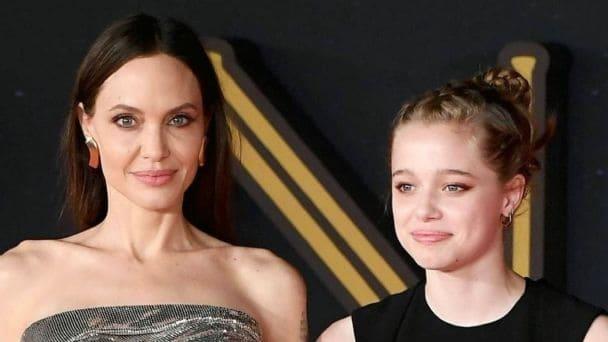 Hija de Angelina Jolie reaparece con nuevo look; luce idéntica a ella