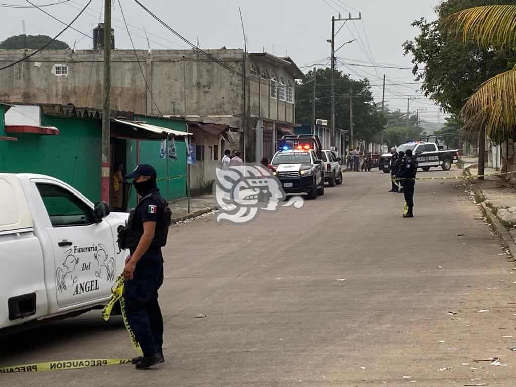 A golpes asesinan a sujeto en Minatitlán (video)