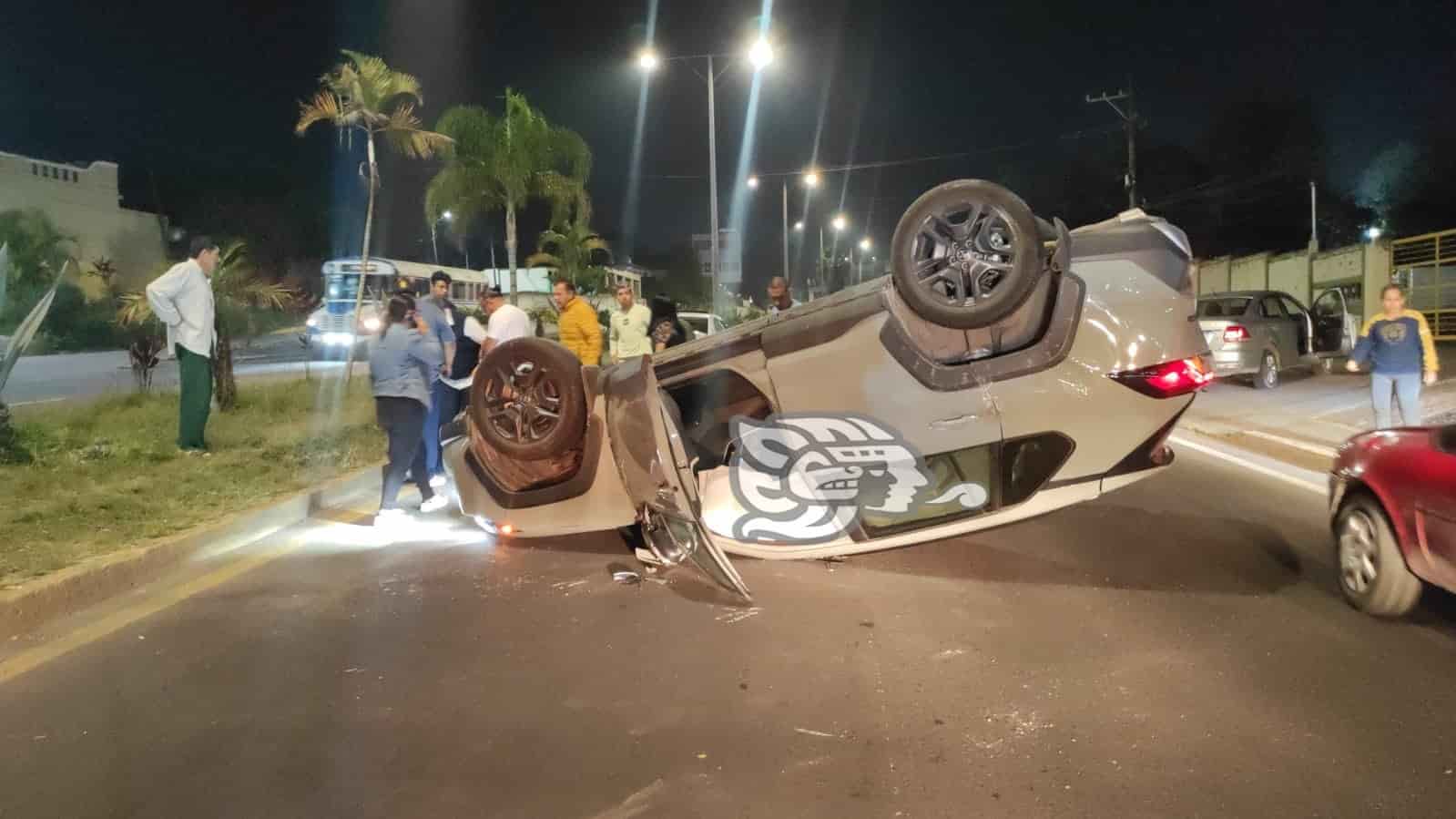 Aparatosa Volcadura En Bulevar Xalapa-Banderilla