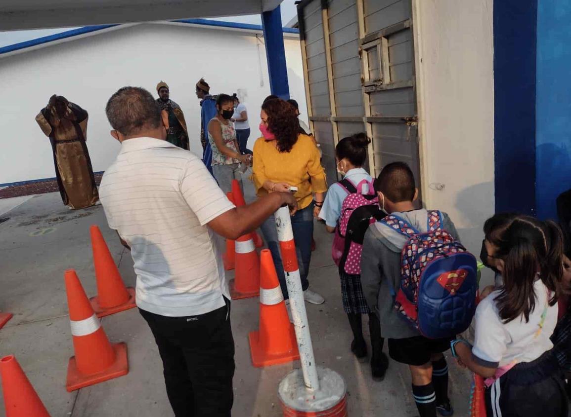 Regresan a clases más de 300 mil estudiantes de la región Veracruz (+Video)