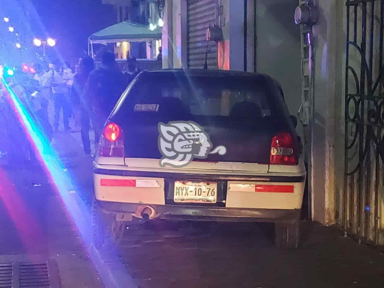 Vehículo Atropella A Peatón Y Se Mete A Comercio En Orizaba 9999