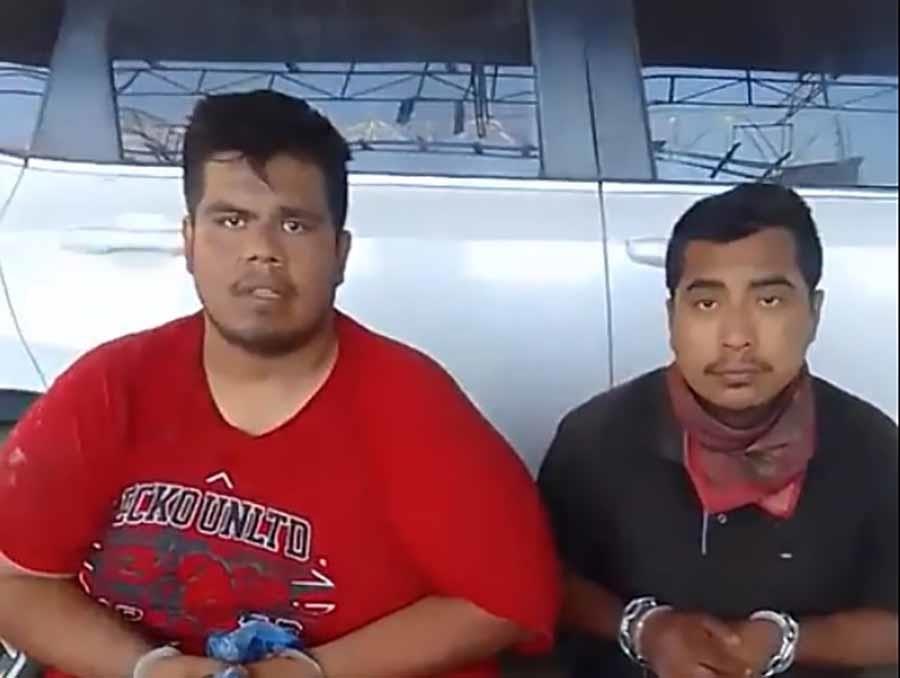 Exhiben encadenados a periodistas secuestrados en Tierra Caliente