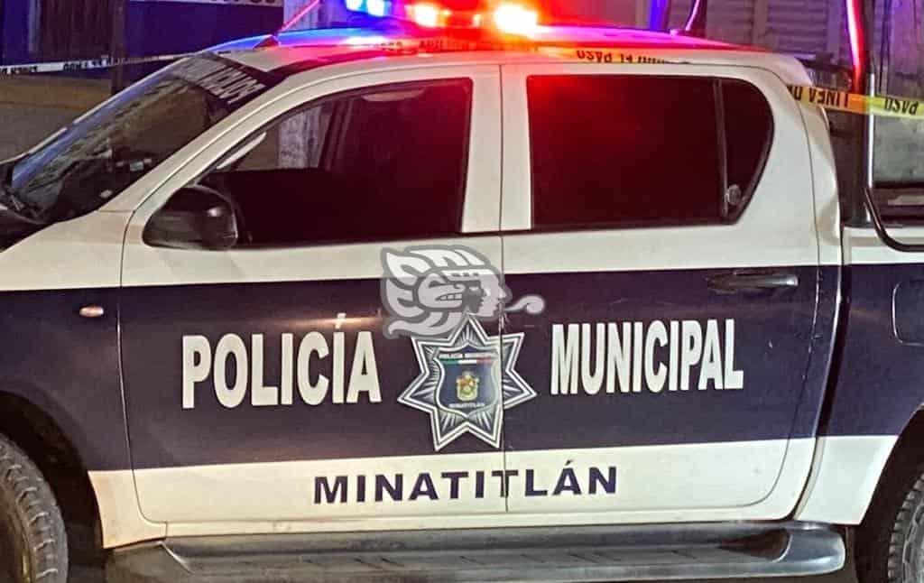 Detienen a pareja con presunta droga en Minatitlán