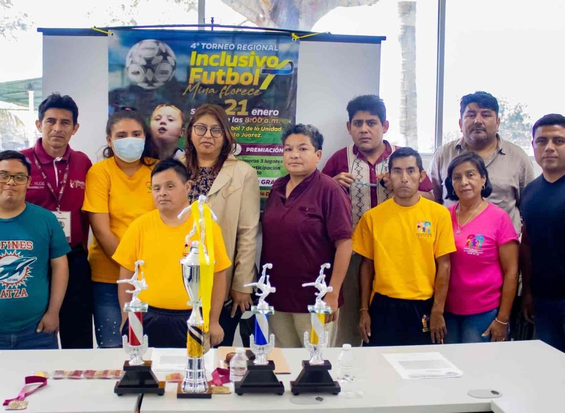 Alistan torneo inclusivo de futbol 7 en Minatitlán