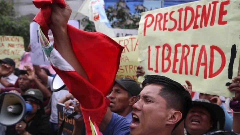 54 fallecidos en manifestaciones contra actual presidenta del Perú
