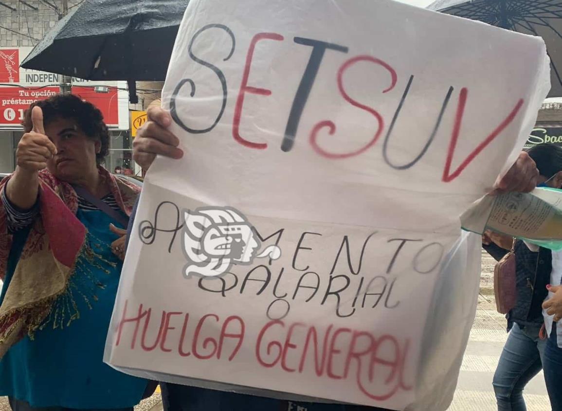 UV campus Minatitlán se uniría a huelga por salario digno