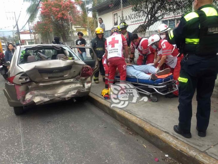 Accidentes en Córdoba generan fuerte movilización policiaca; hay una herida