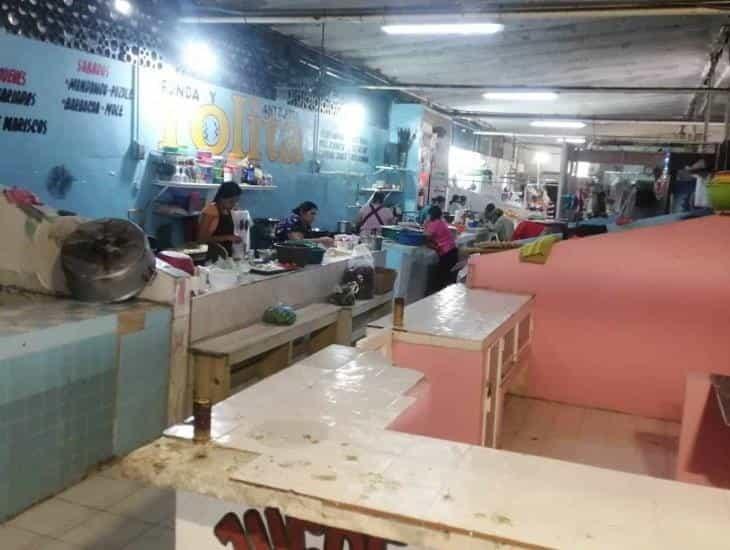 Locatarios del mercado  Úrsulo Galván logran descuentos y condonación de multas