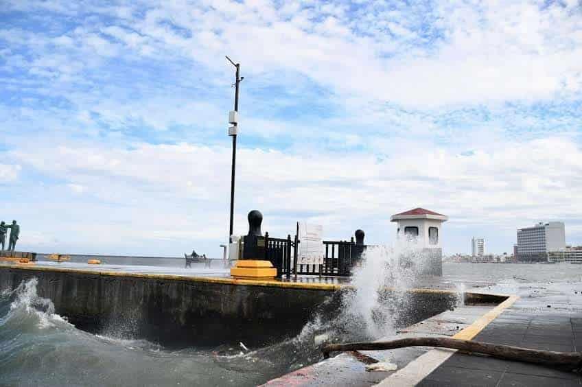 Cierran puerto de Veracruz a la navegación menor y mayor tras fuerte frío