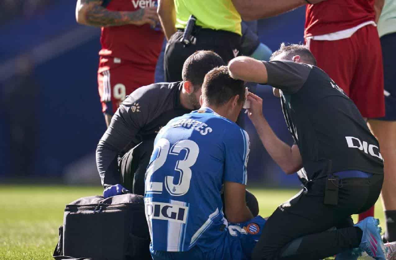 ¡Lesionado! César Montes en empate del Espanyol frente a Osasuna
