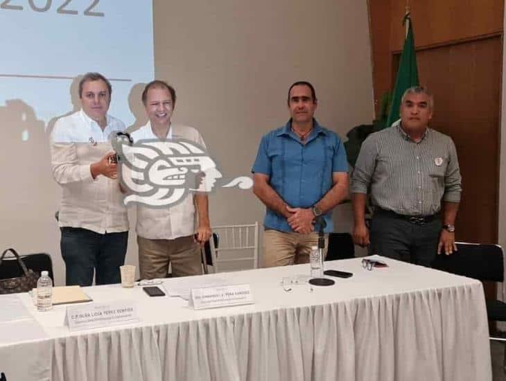 Renuevan mesa directiva de la Canacintra en Coatzacoalcos
