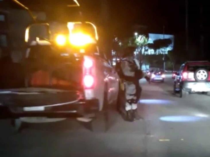 Patrulla de la GN, involucrada en accidente ocasionado por taxi y un moto en Xalapa