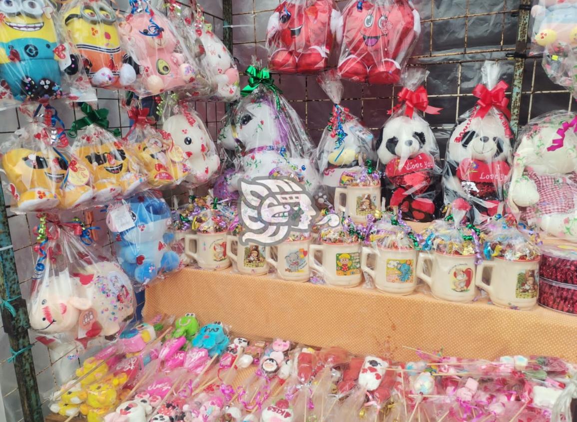 Comerciantes reportaron bajas ventas en productos de San Valentín