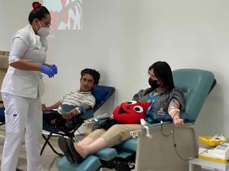 Altruistas donan sangre para niños con cáncer en la UCC