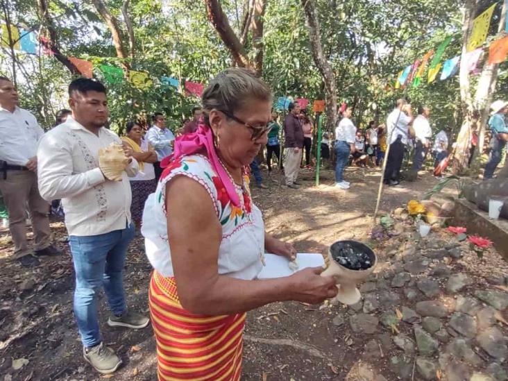 Realizan ritual para la preservación de la lengua náhuatl