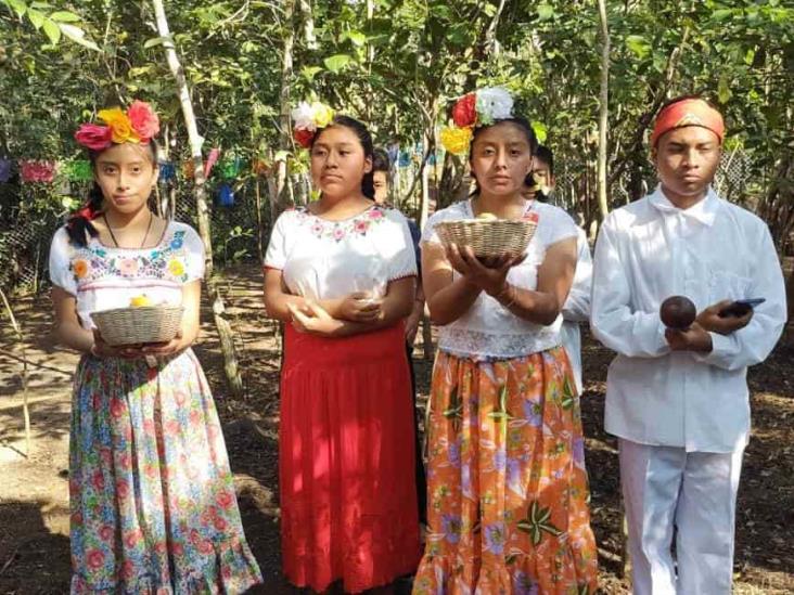 Realizan ritual para la preservación de la lengua náhuatl