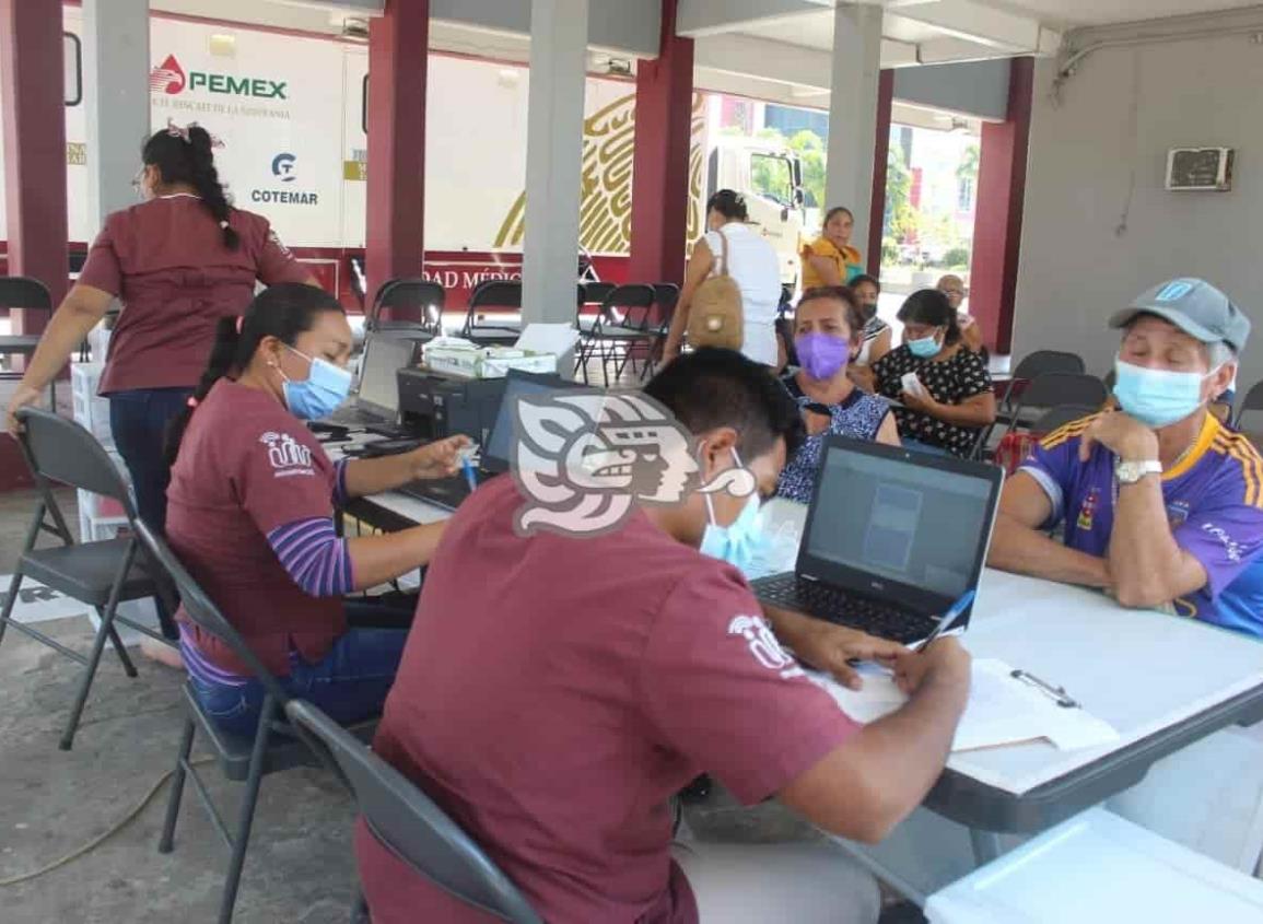 Beneficia unidad médica de Pemex a población de Ixhuatlán del Sureste