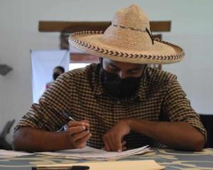 Verdaderos indígenas deberán ser postulados en próximas elecciones en Veracruz