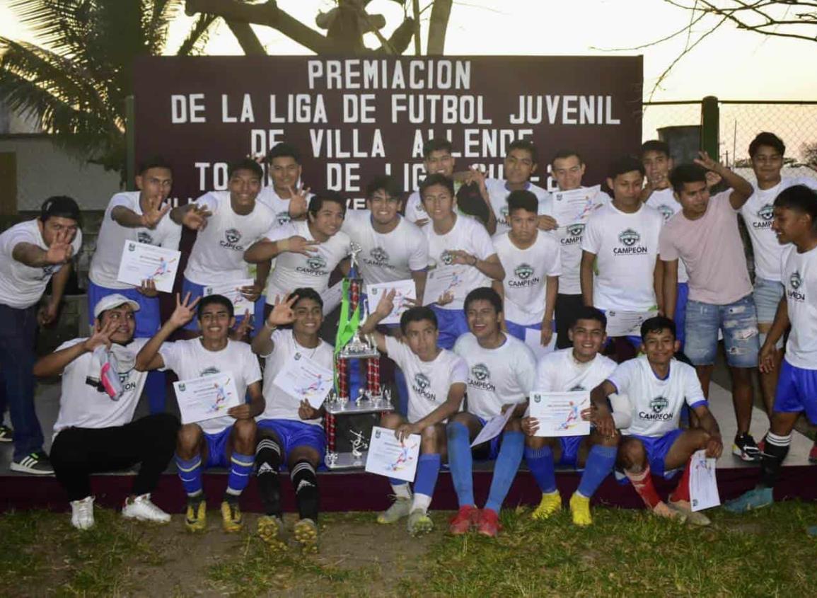 Cocodrilos conquista el título juvenil en Villa Allende