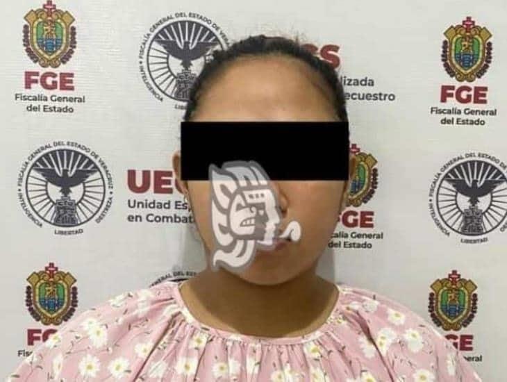 Presunta secuestradora es detenida en Nanchital tras cateo