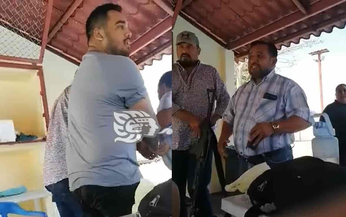 ¡Nadie se mete! captan detención de joven en Las Choapas (+Video)