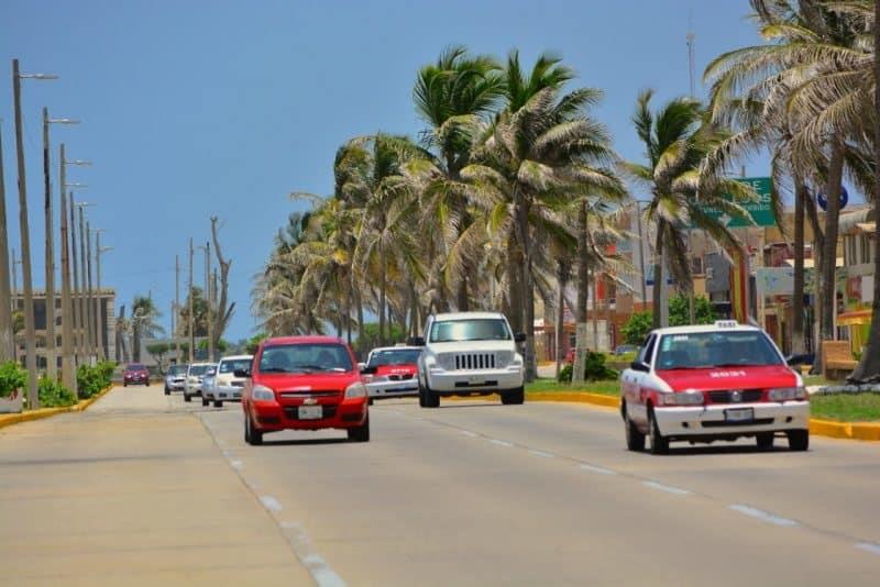 ¡Saca la sombrilla! Intensidad de calor estará presente hoy en Veracruz