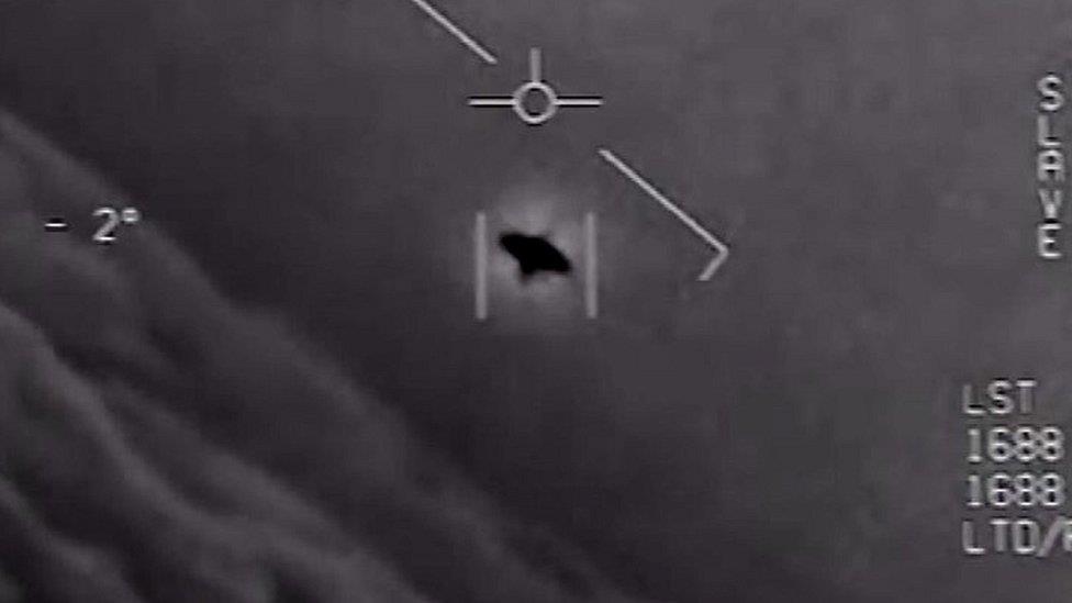 ¡Increíble! Nave nodriza extraterrestre envía inspecciones a la Tierra, revela el Pentágono (+Vídeo)