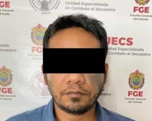 Con orden de cateo, detiene UECS a presunto secuestrador en Minatitlán