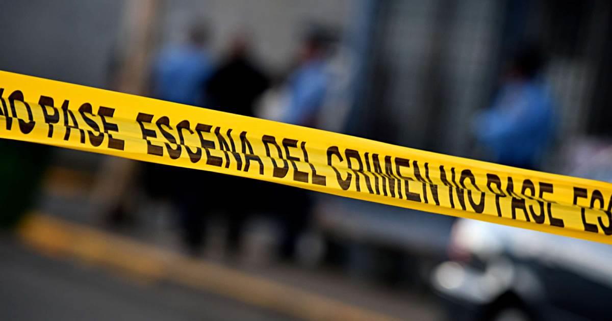6 cuerpos calcinados son localizados dentro de un auto en Puebla