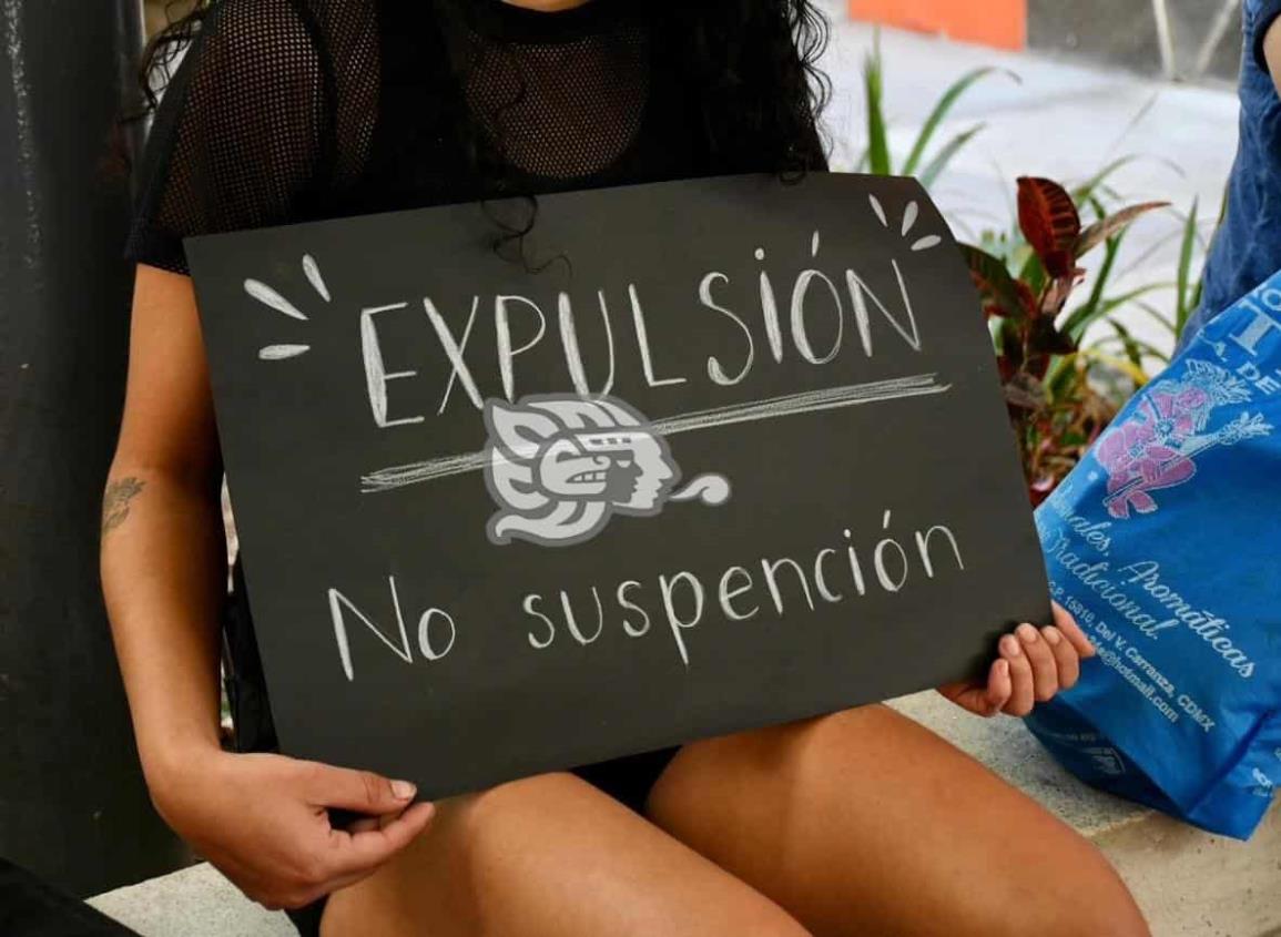 Levantan acta a catedrático de Arquitectura UV denunciado por acoso en Xalapa
