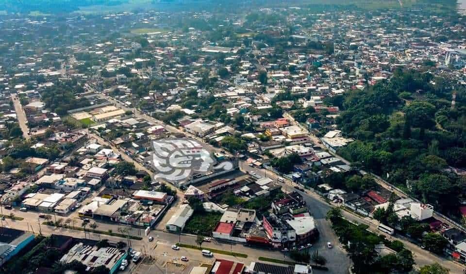 ¡A oscuras!; falla deja sin luz a familias de Nanchital