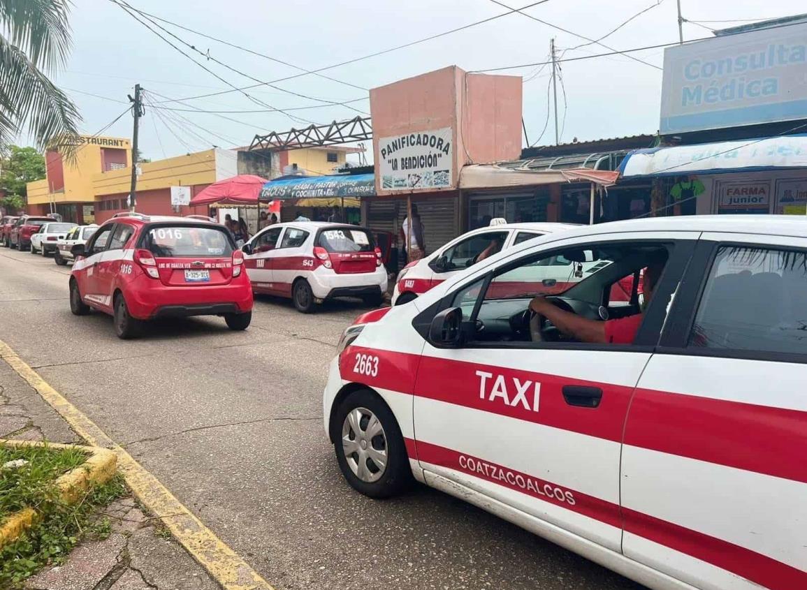 Más de 10 mil taxistas de Coatza esperan con ansias la Expo y Semana Santa