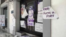 Grupo de mujeres se manifiestan contra regidor de Veracruz