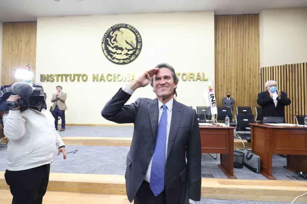 Renuncia Edmundo Jacobo como secretario del Instituto Nacional Electoral