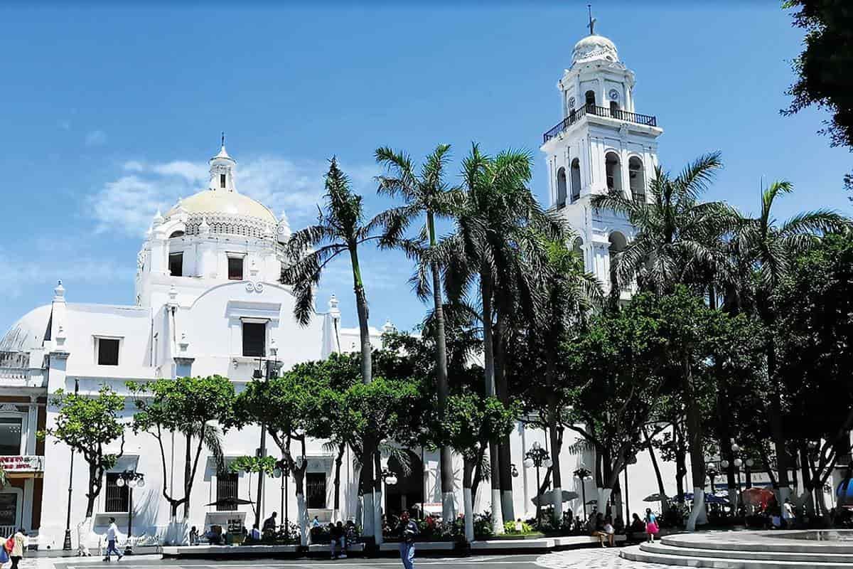 Celebrarán 60 años de Diócesis de Veracruz con procesión de monaguillos