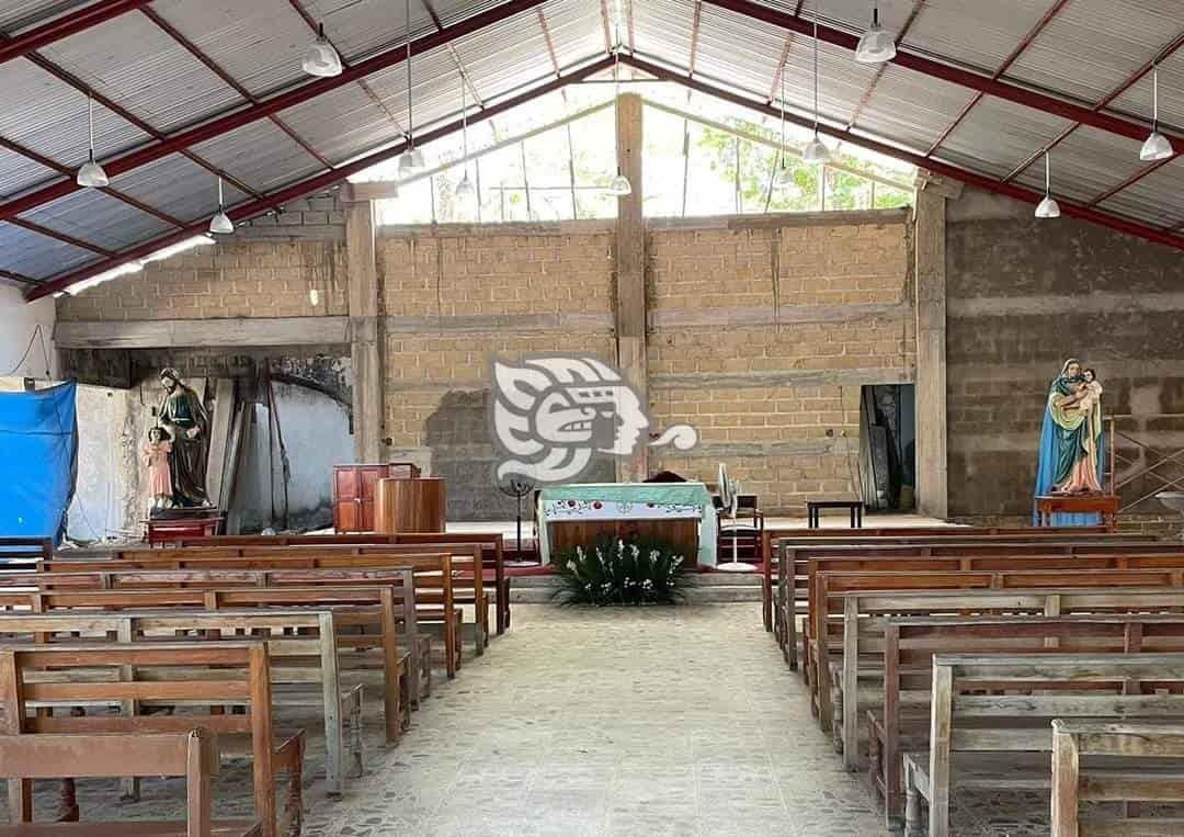 Grey católica mejora condiciones en parroquia de Villa Cuichapa