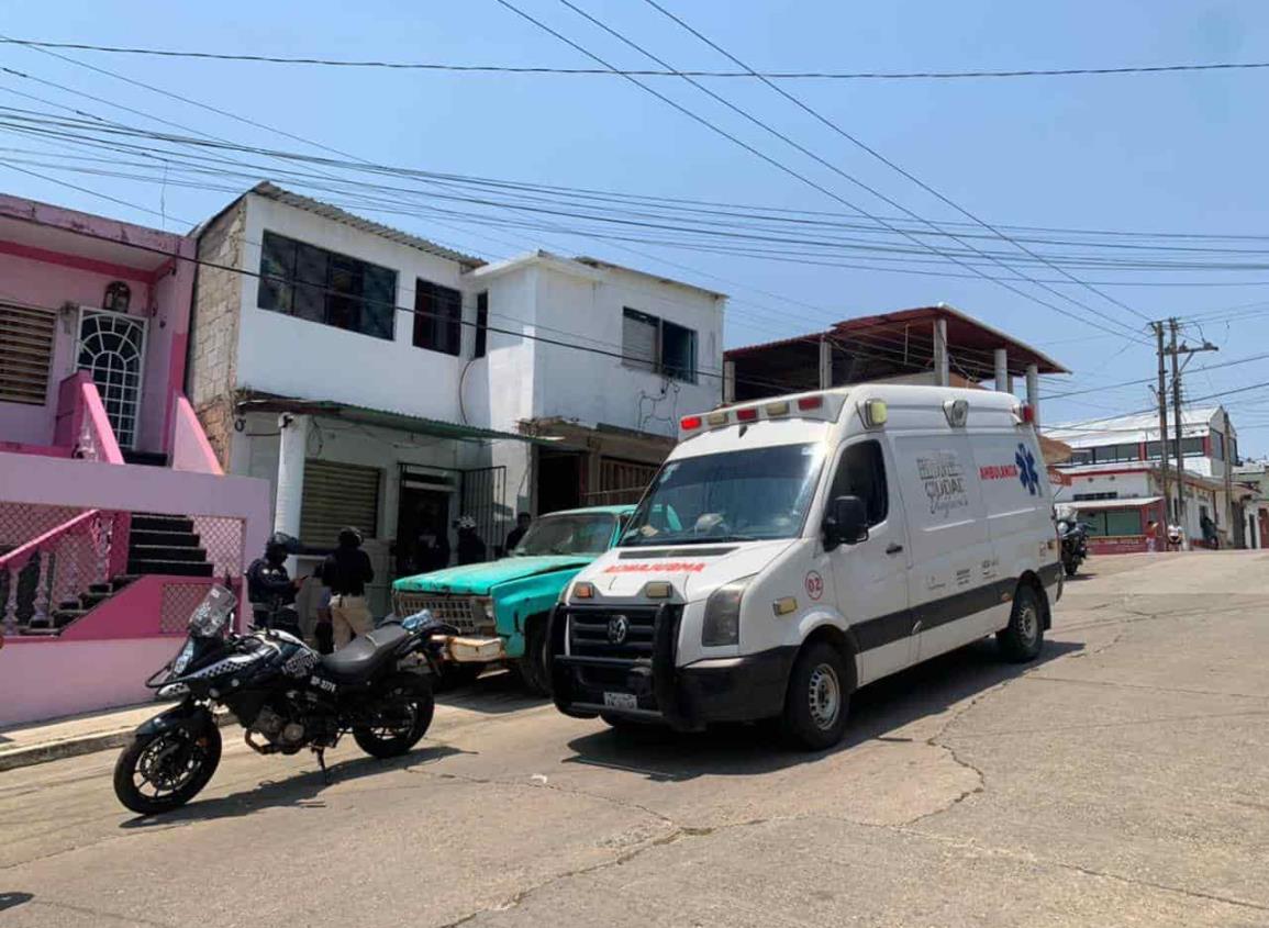 Comerciante es herido a navajazos en Acayucan