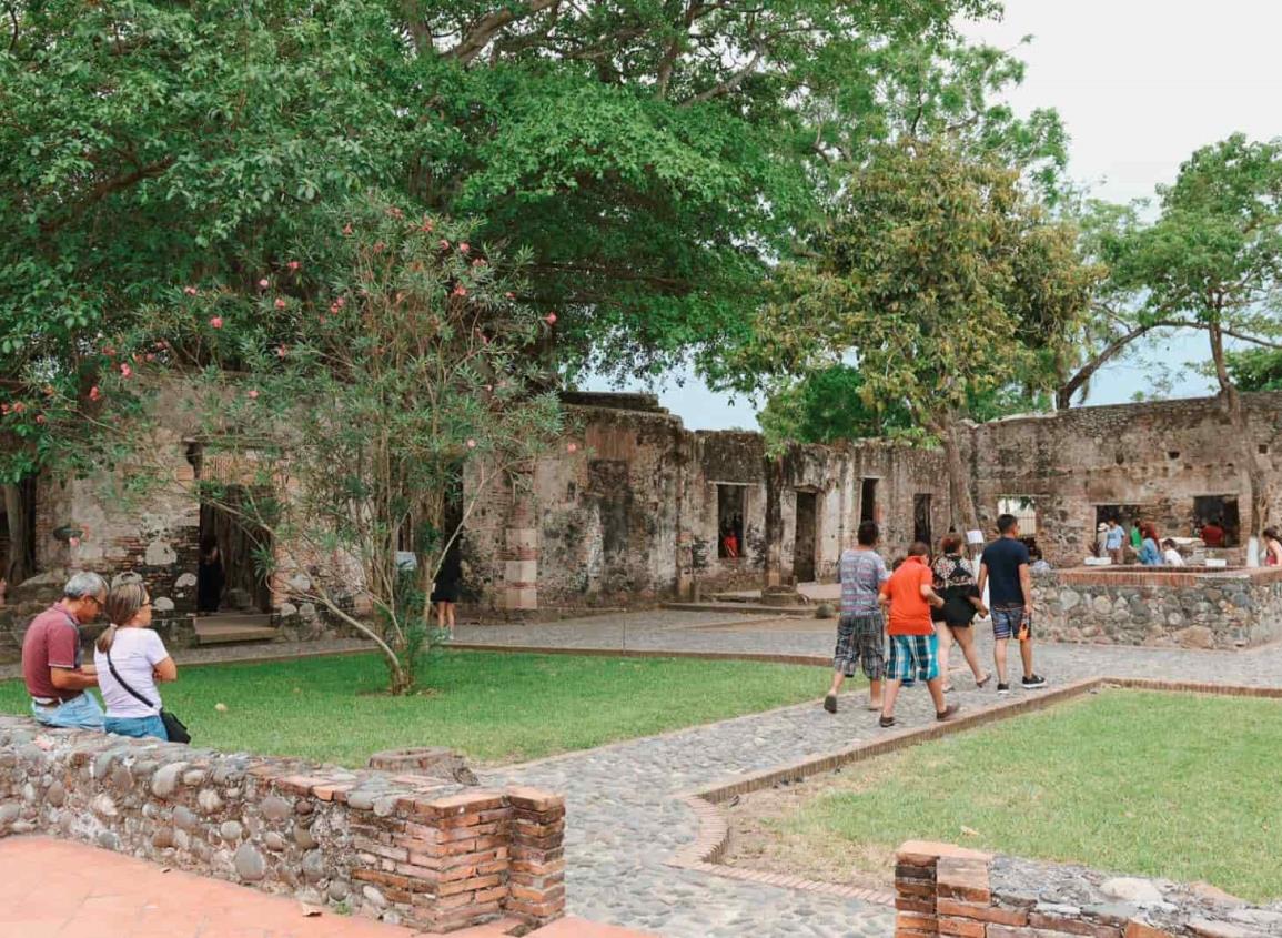 Abarrotan turistas La Antigua  durante Semana Santa
