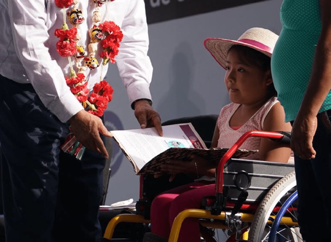 Habrá pensión universal para personas con discapacidad en Veracruz el próximo año