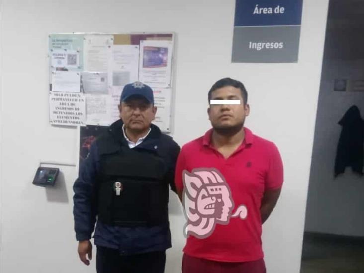 Se disputan cañal en Atzacan; amagan con levantar a policías