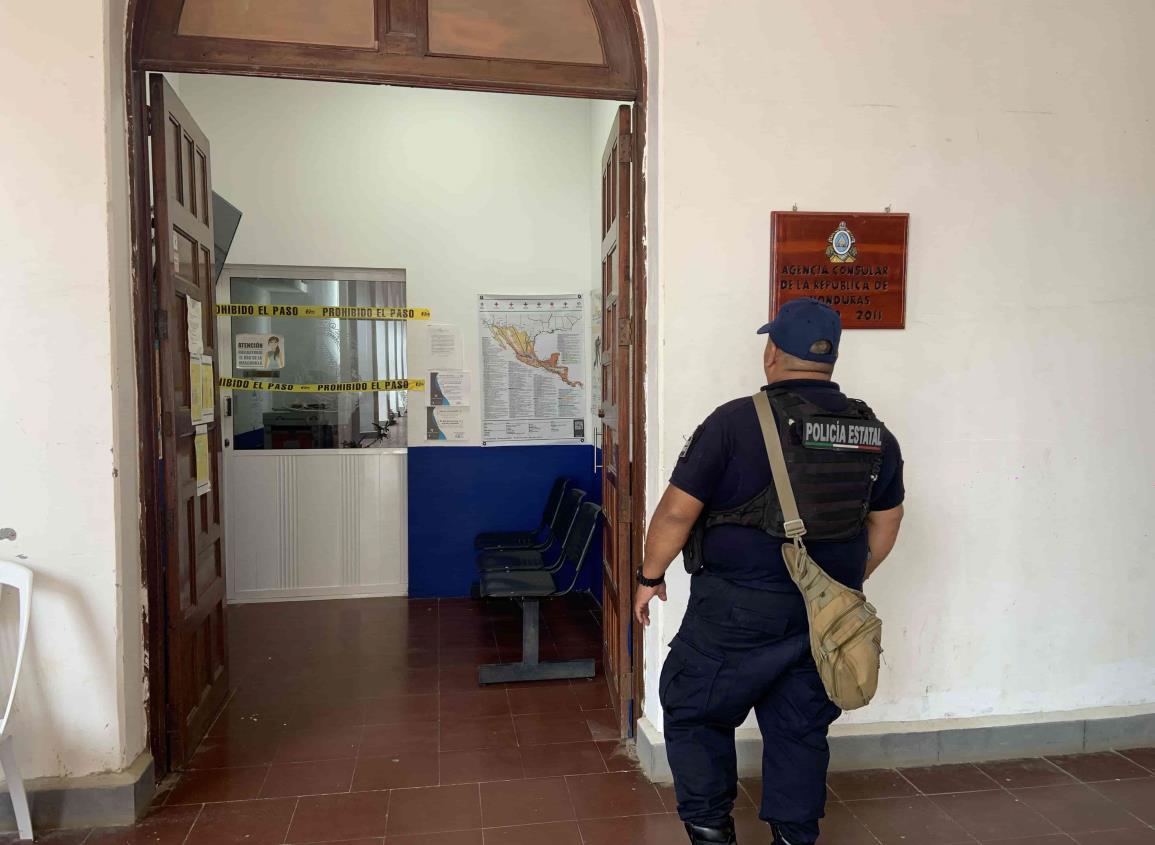 Oficina del Consulado de Honduras en Acayucan cuenta con vigilancia las 24 horas
