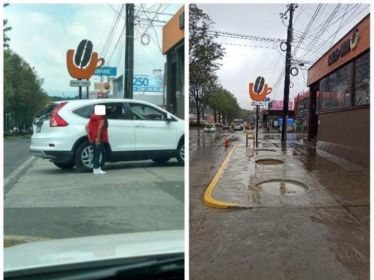 Se recuperó banqueta apropiada por cafetería en Xalapa