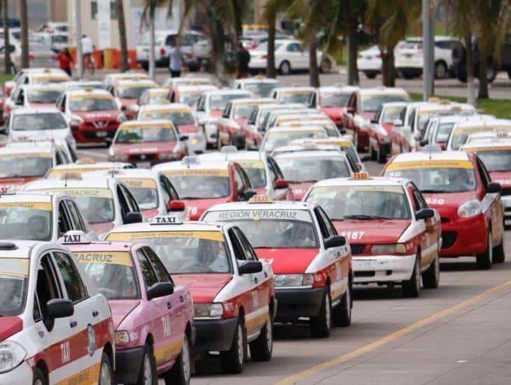 En Veracruz transitan hasta 12 mil taxis viejos, algunos llevan hasta 10 años de servicio